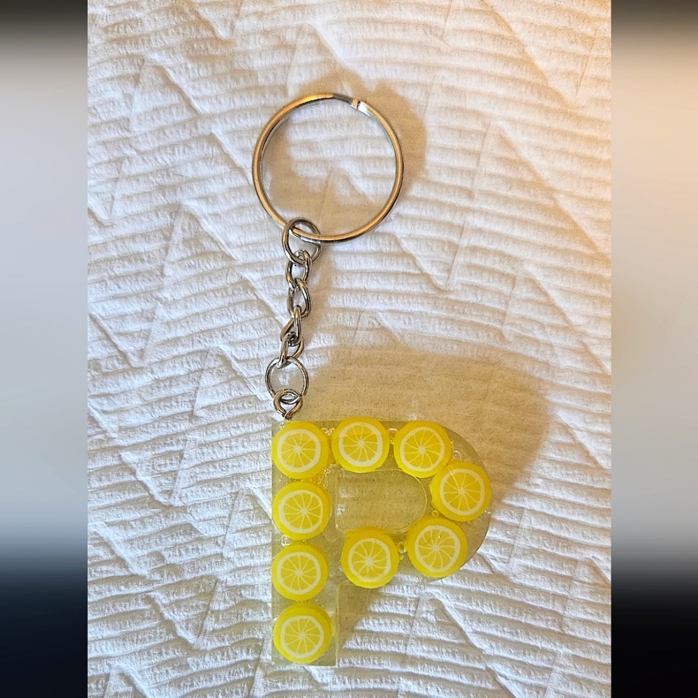 🟠Handmade Resin Keychain Letter "P"🟠